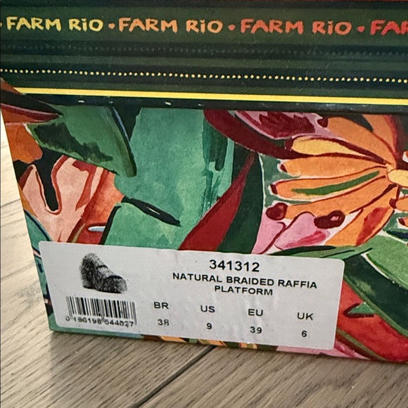 Farm Rio natural braided raffia platform shoes. - Picture 6 of 7